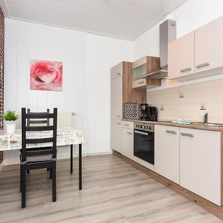 Ferienwohnungen Im Haus Waterkant Neuharlingersiel Eksteriør billede