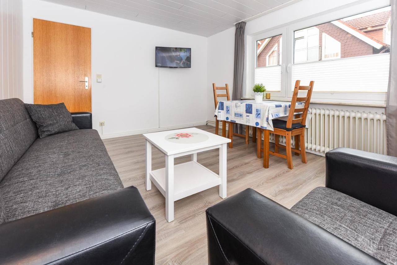 Ferienwohnungen Im Haus Waterkant Neuharlingersiel Eksteriør billede